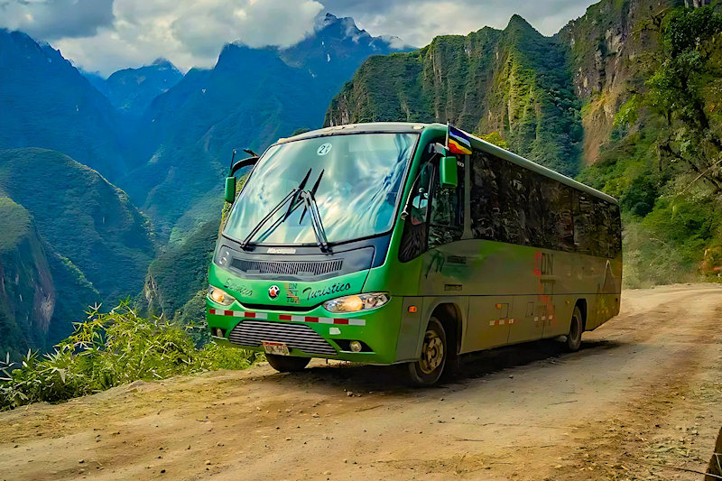Busz Aguas Calientes ⇧⇩ Machu Picchu